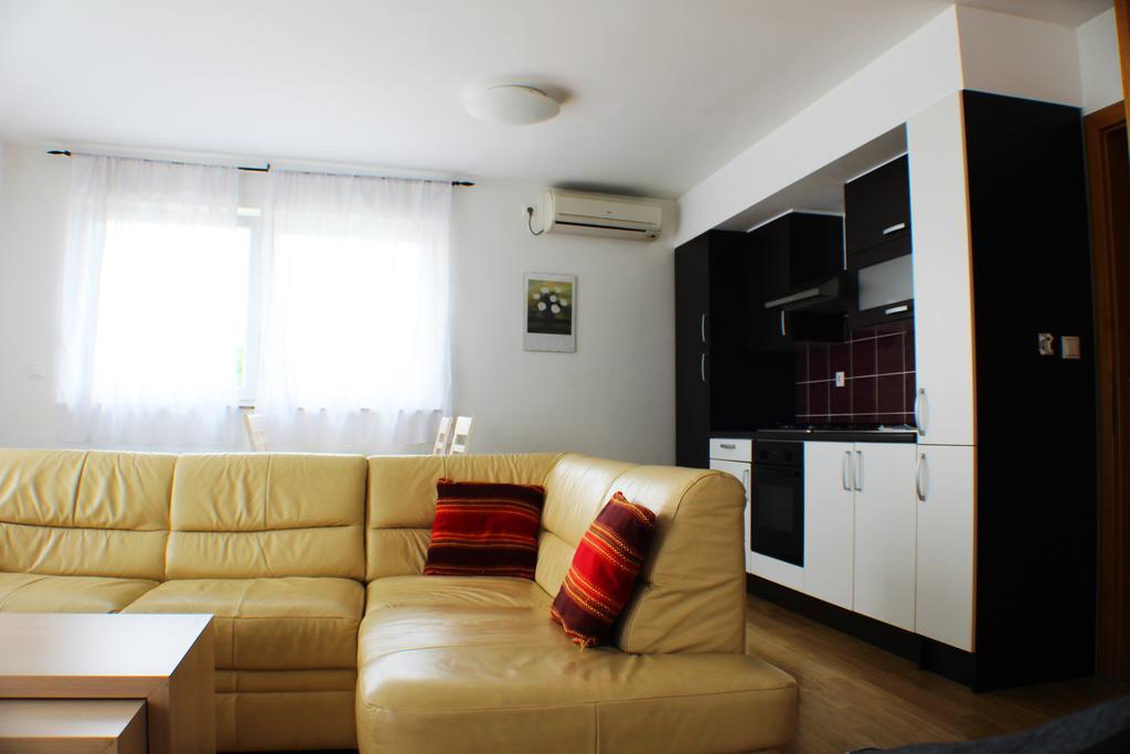 Bokun Apartments III Sisak Bagian luar foto