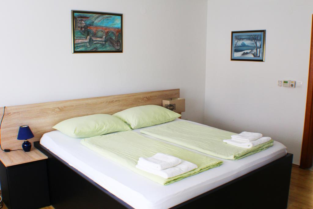 Bokun Apartments III Sisak Bagian luar foto